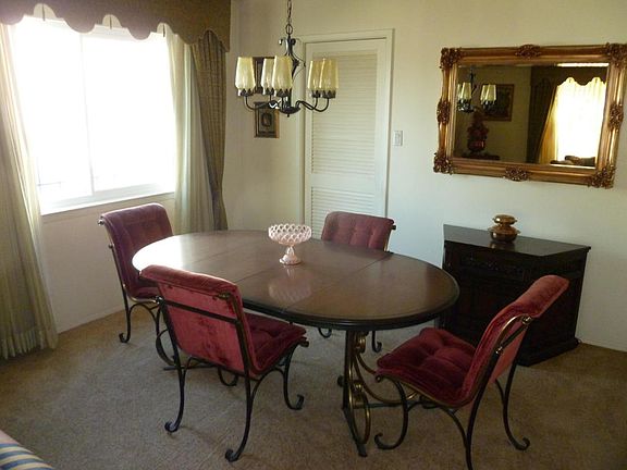 4th image of 3826 Westerfeld Dr NE