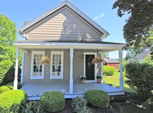 47 Springfield St, Wilbraham, MA 01095