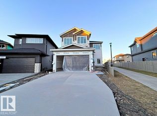 7156 177th Ave NW, Edmonton, AB T5Z0V9