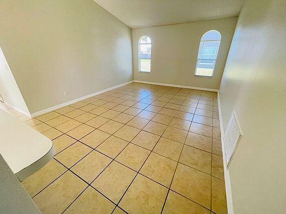 5th image of 2312 Merrimack Dr