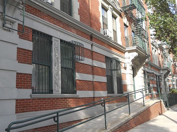 4th image of 231 W 148th St #1F