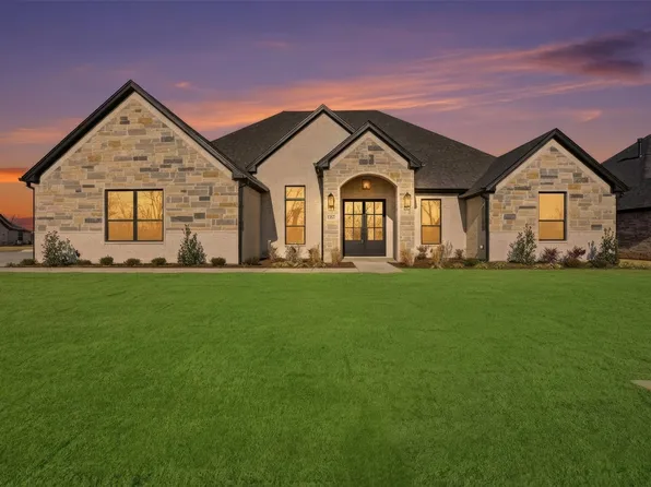 1101 Tremont Ln, Granbury, TX 76049