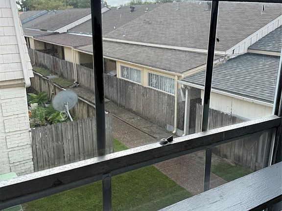 3rd image of 6201 Ranchester Dr APT 22
