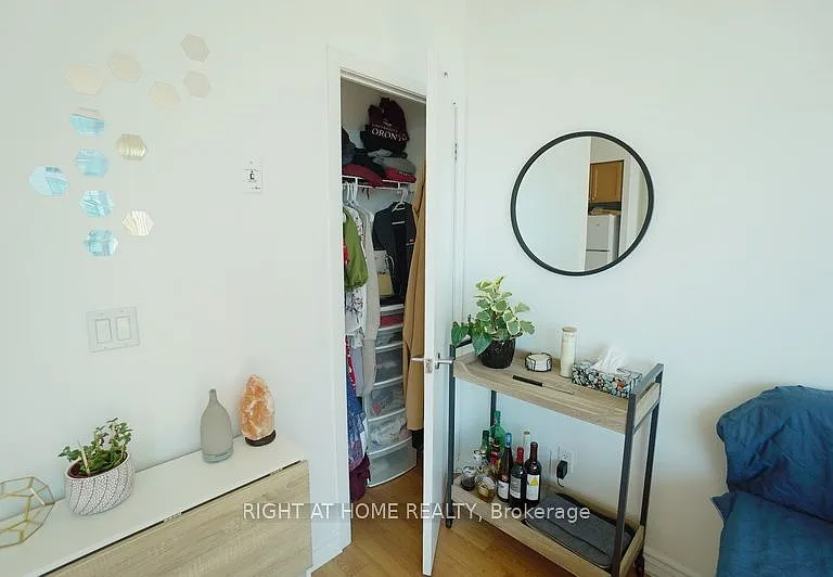 219 Fort York Blvd #3307 — Photo 35