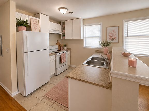 4th image of 5971-5973 Peco Ln #5973-A