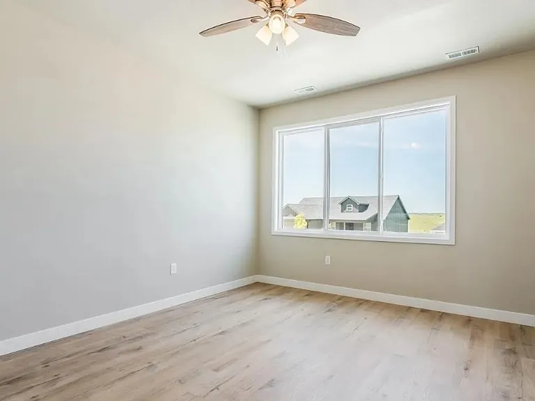 5803 Goheen Dr — Photo 6