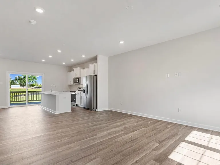 16502 Green Glade Dr — Photo 8