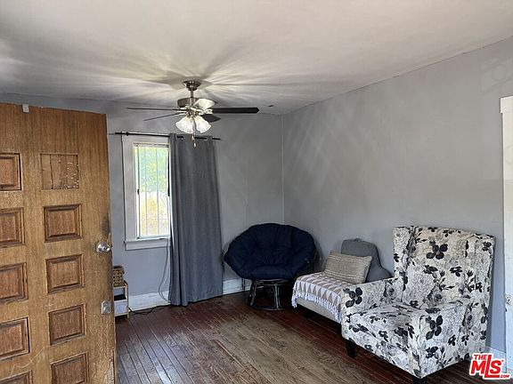 2nd image of 1537 Blake Ave