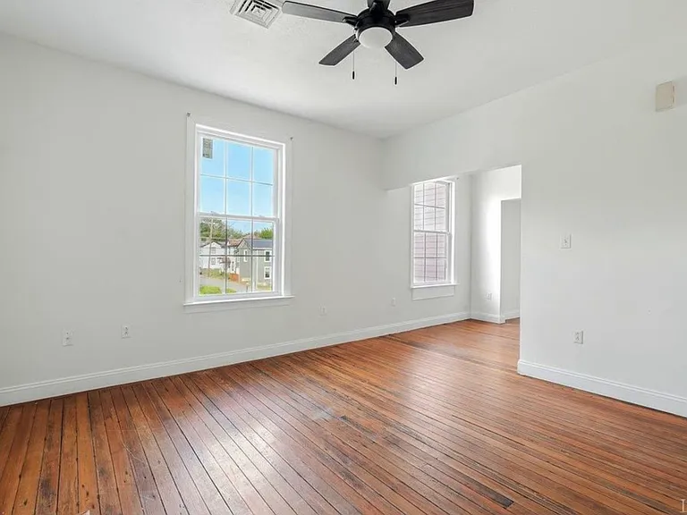 1423 Pierce St — Photo 29