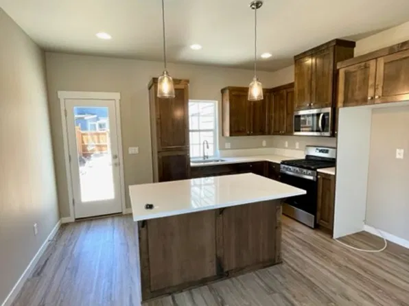 61525 SE Jennifer Ln #2, Bend, OR 97702