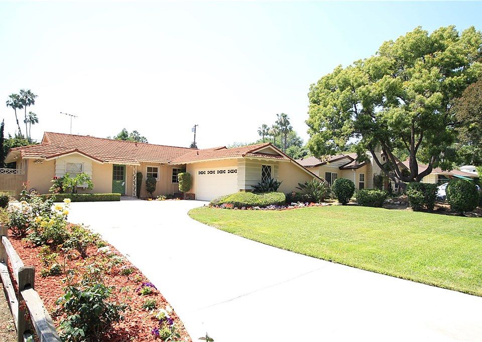 2nd image of 507 Santa Maria Rd