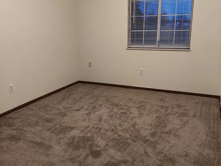 1226 N Hemlock Rd — Photo 25