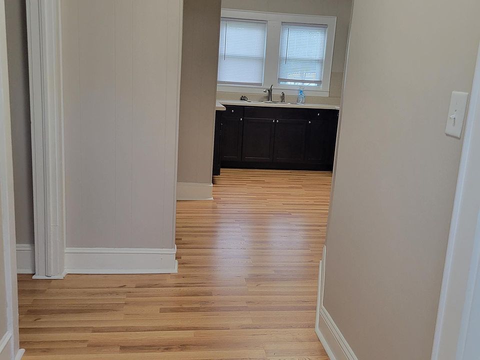 1st image of 1018 Orange St