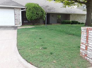 6340 Hyde Park Dr, Oklahoma City, OK 73162