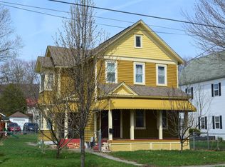 349 Washington Ave, Jermyn, PA 18433