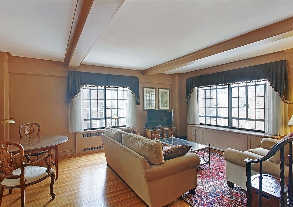 1st image of 10 Park Ave #18A