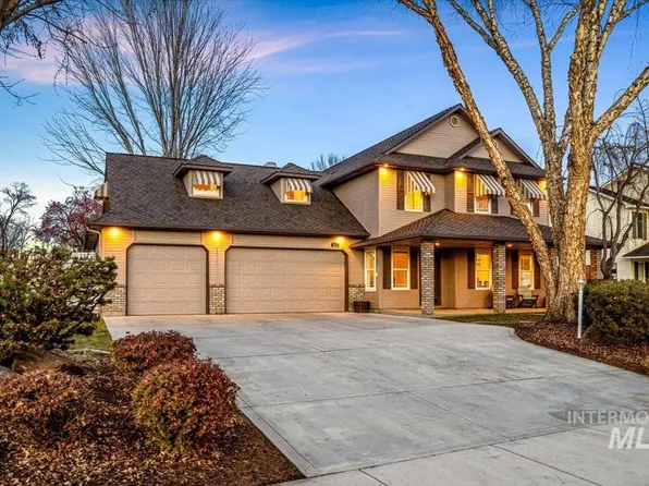 762 E Martinique Dr, Meridian, ID 83642