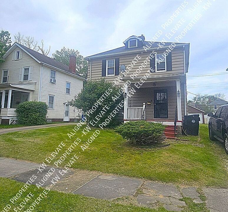1st image of 1076 E 177th St