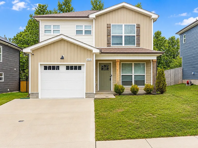 412 Hillside Dr — Photo 1