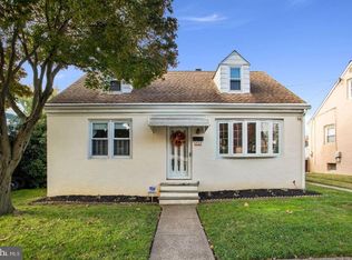 2126 Loney St, Philadelphia, PA 19152