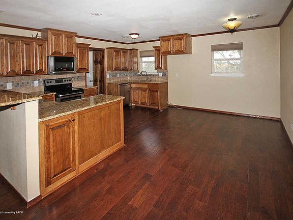 5th image of 11020 Chapman Dr