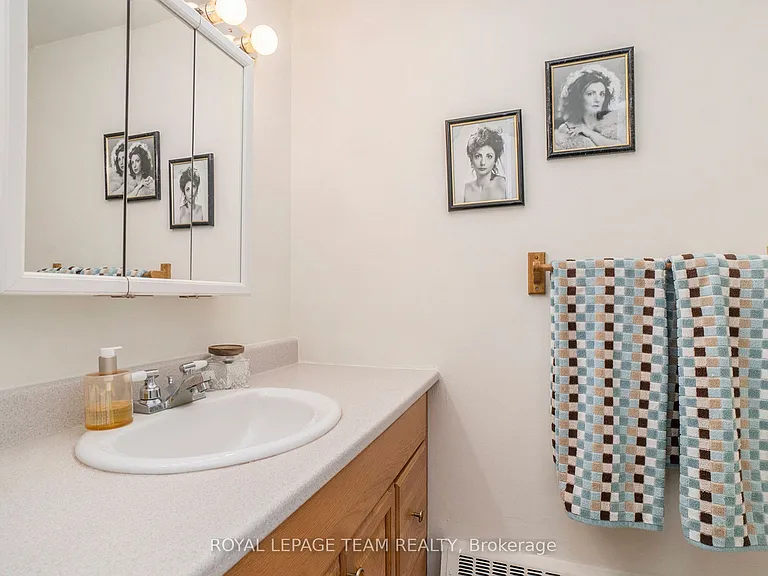 1356 Meadowlands Dr E #705 — Photo 16