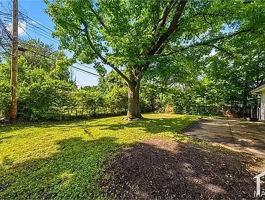 9838 Tanbark Ln — Photo 16