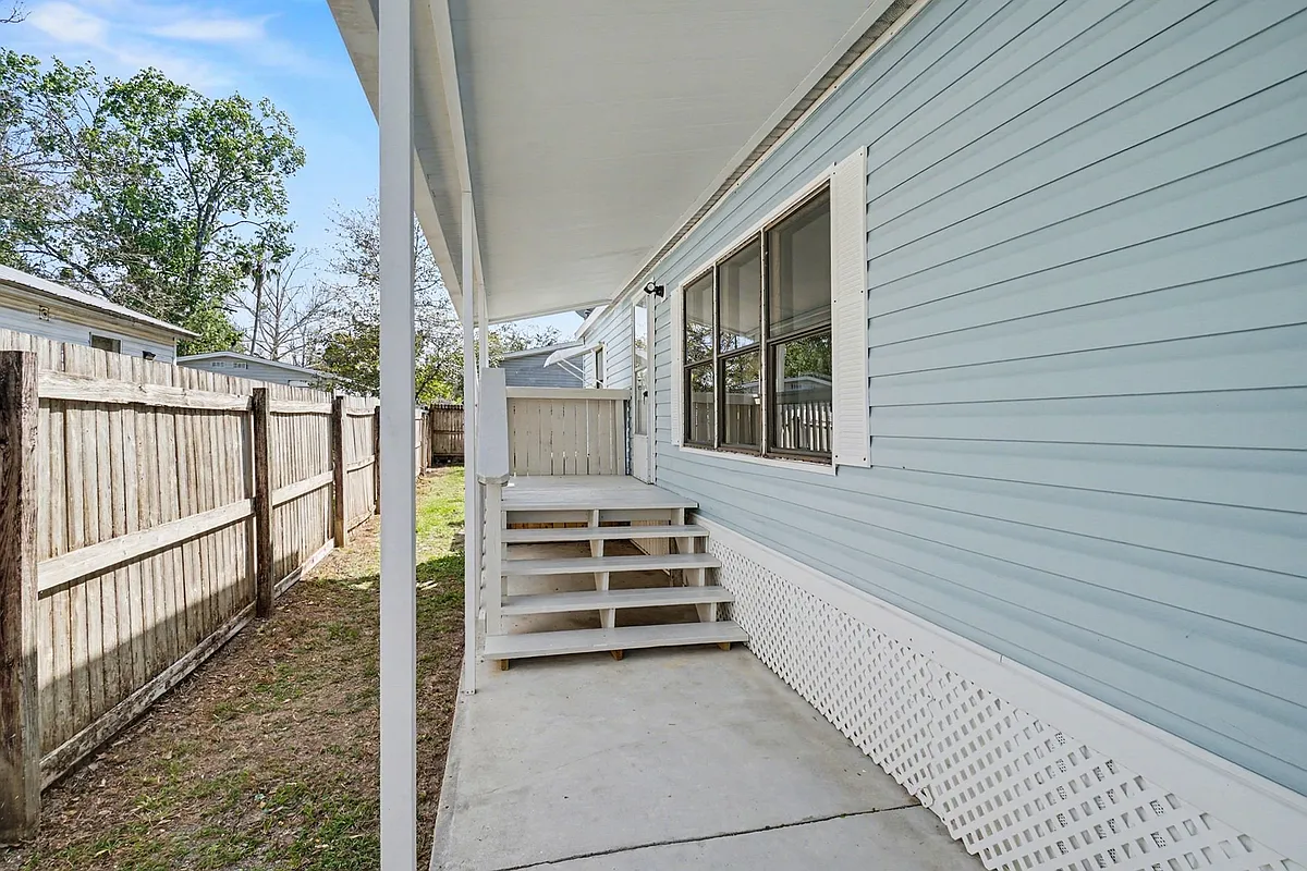 Building Photo - 7624 Timberwood Dr