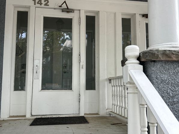 142 Saint James St #2