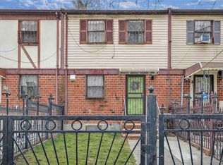 686 Saint Anns Ave, Bronx, NY 10455