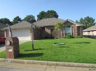 240 Cass Cir, Flint, TX 75762