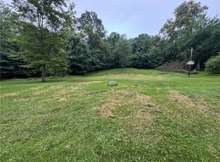 338 Downes Rd, Jeannette, PA 15644