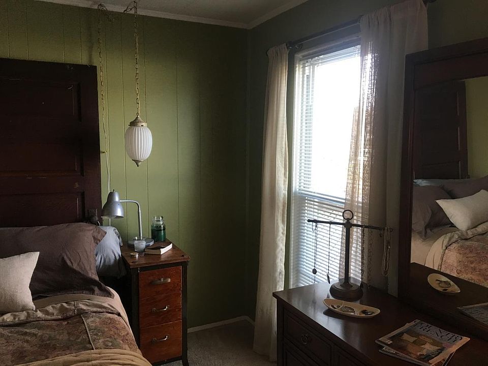 1st image of 1136 Central Ave