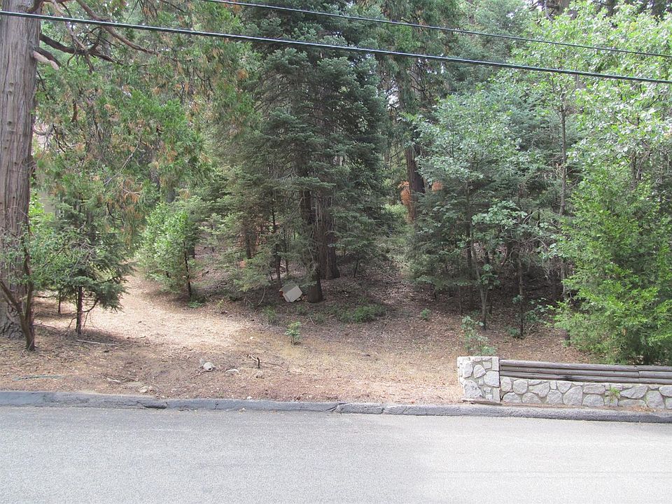 2nd image of 28989 Mohawk Dr