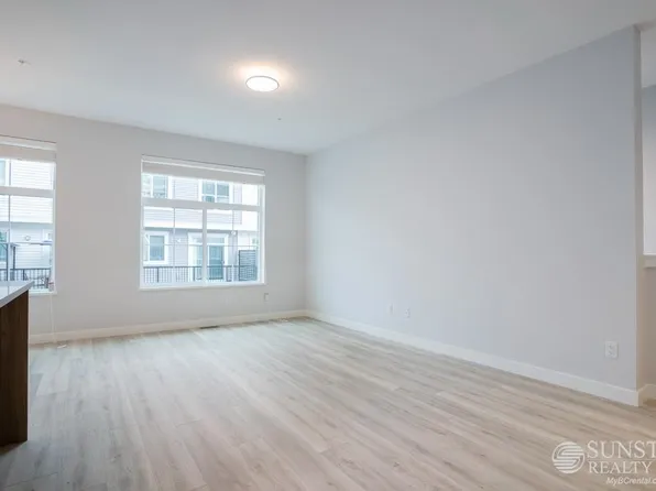 8371 202b St #37, Langley, BC V2Y 4K6