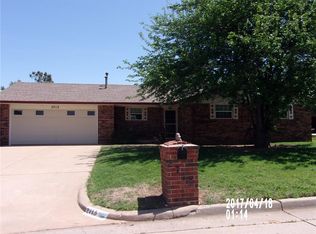 2713 S Charles Dr, El Reno, OK 73036