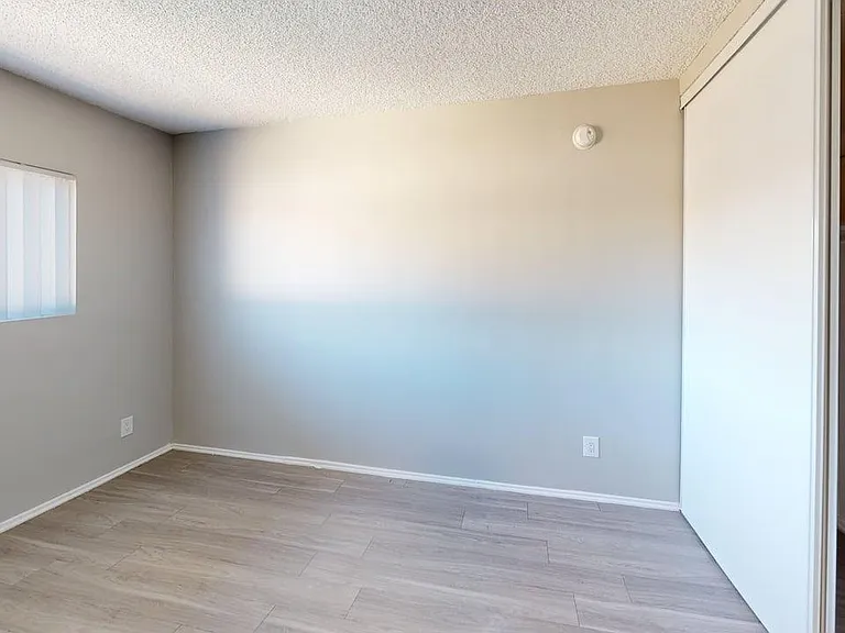 Chateau 16930 Blackhawk Apartments, LLC — Photo 8