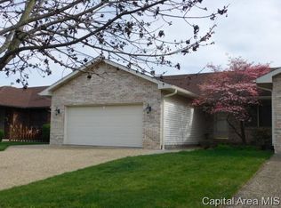3316 Crystal Lake Dr, Springfield, IL 62711