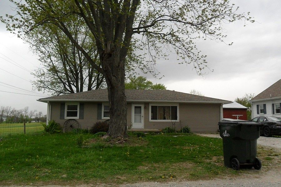 1st image of 1004 W Hendricks St