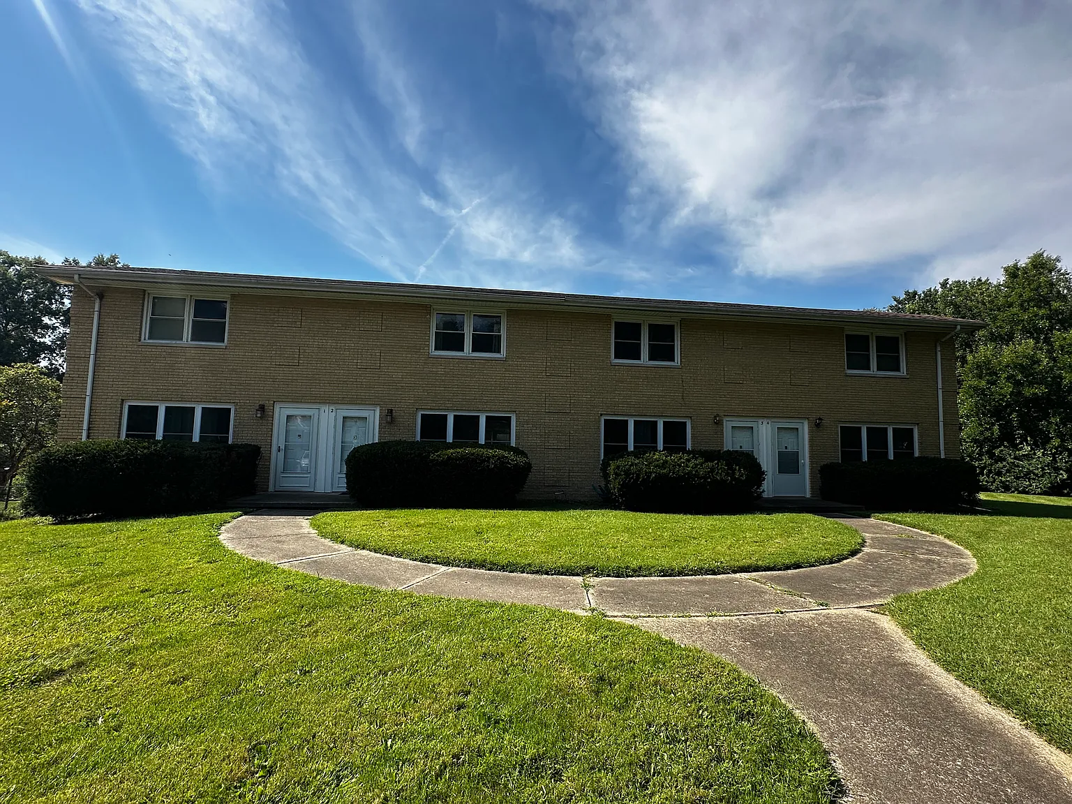 2 bed, 800 sqft, $850 — Photo 2