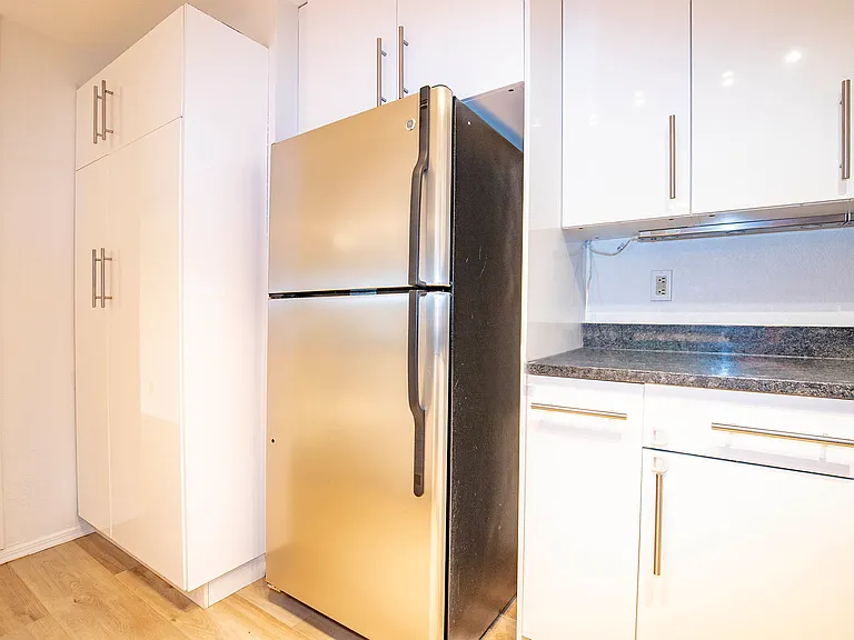 21612 SE 271st Pl — Photo 7