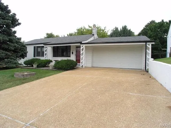 4010 Reavis Barracks Rd, Saint Louis, MO 63125