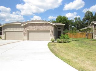 226 Oakcrest #B, Conroe, TX 77304