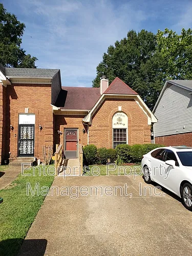 2995 Charlestowne Pl Photo 1