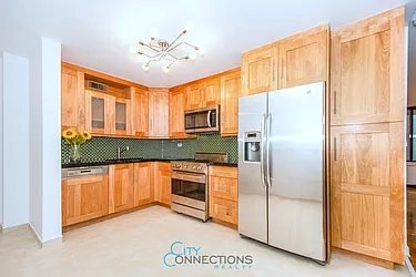 Rented by City Connections Realty