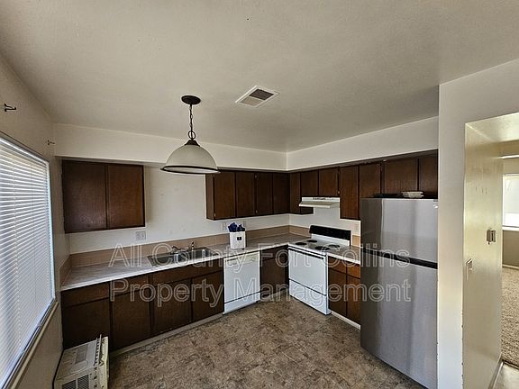5th image of 1142 26th Ave #B