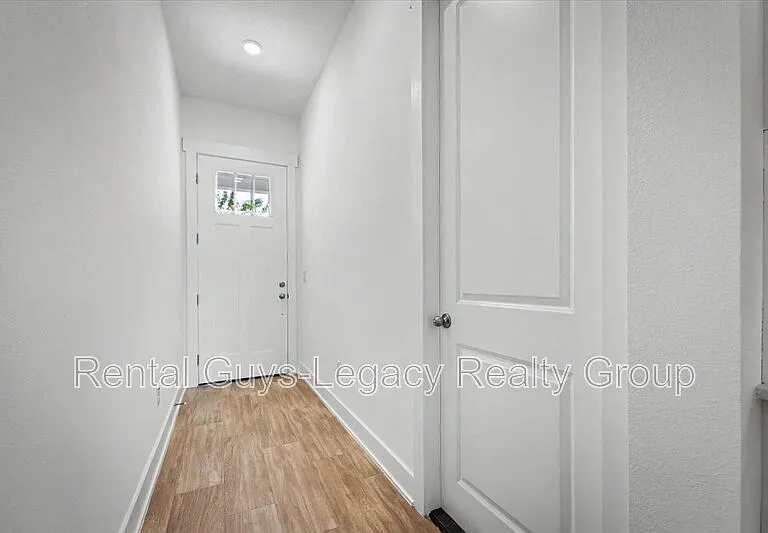 5423 Bramhall Rd — Photo 3