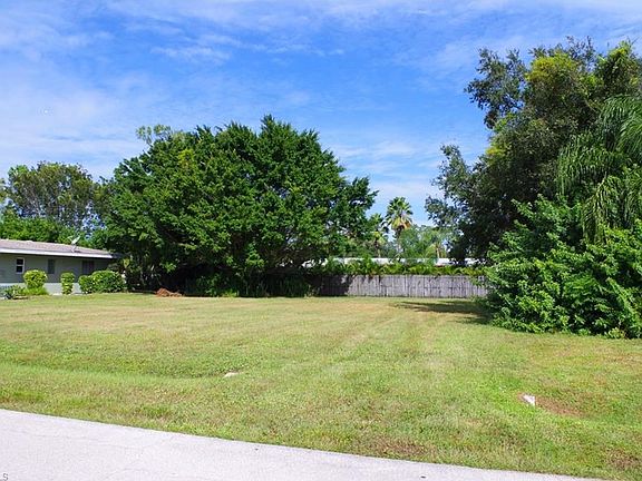 4th image of 2313 Flora Ave