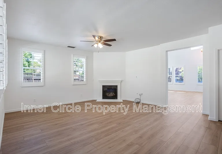 5560 McFarlan Ranch Dr — Photo 5