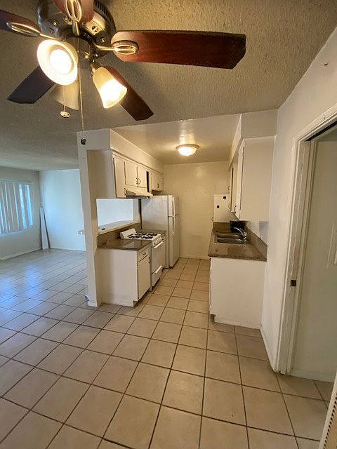 1st image of 18614 Burbank Blvd APT 2